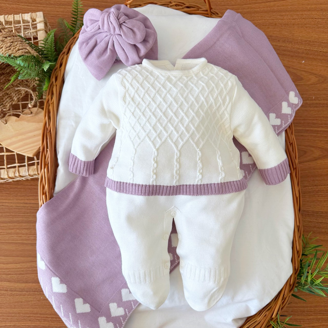 Saída de Maternidade Luiza - Off  White e Lilás